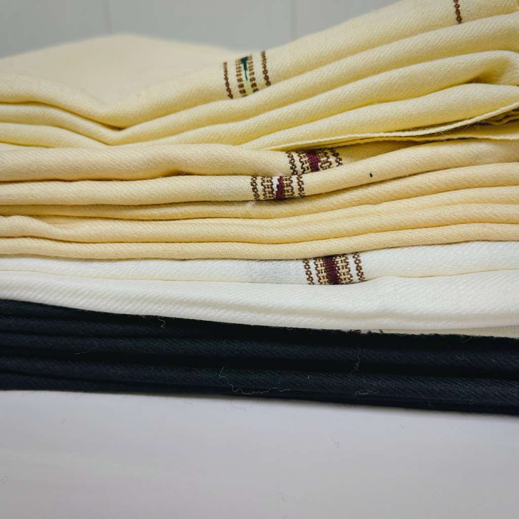 Premium Wool Shawls – 100% Pure Warmth in Every Shade